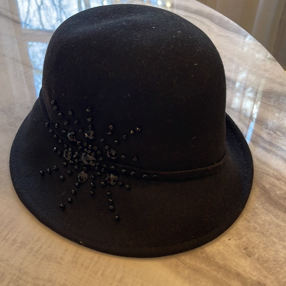 Black hat